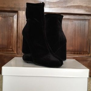 MIA chunky heal boots